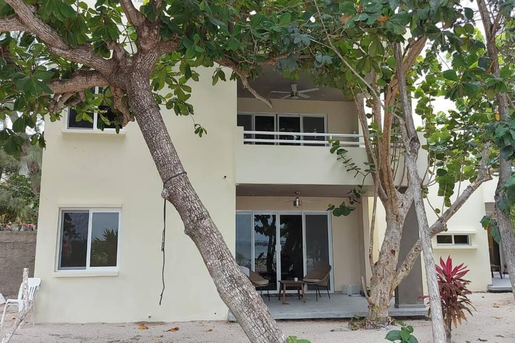 Marysol Great Views Beachfront Next To Nomads D3 Isla Mujeres Bagian luar foto